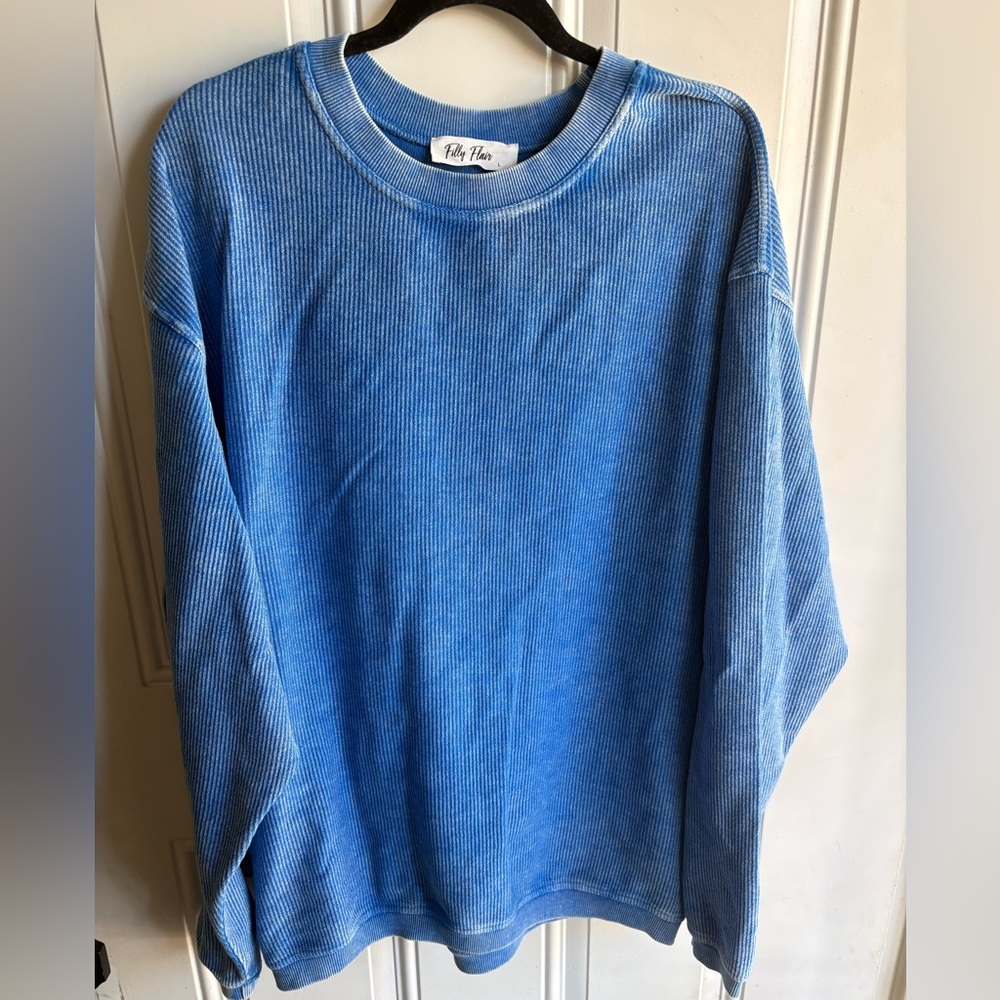 Filly Flair acid washed vibrant Blue Ribbed long sleeve pullover Top-large